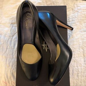 Cole Haan Women’s Black Leather Pumps SZ 8.5